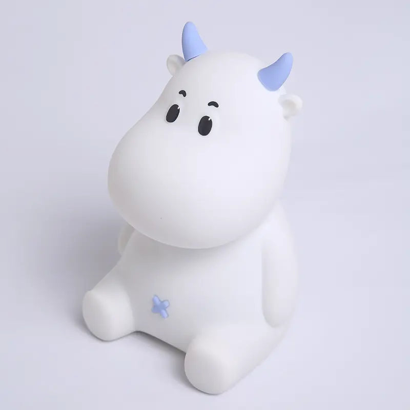 Mooo: Portable Squishy Cow Lamp with Rechargeable LED & Soft Silicone Design for Cozy Bedroom Ambience & Gifting